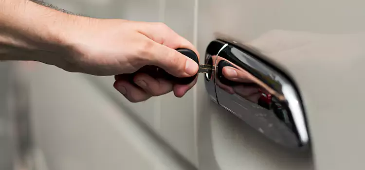 Why Choose Our Auto Locksmith Team in Pekin, IL?