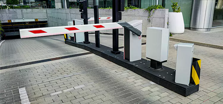 Custom Gate Design & Integration Pekin